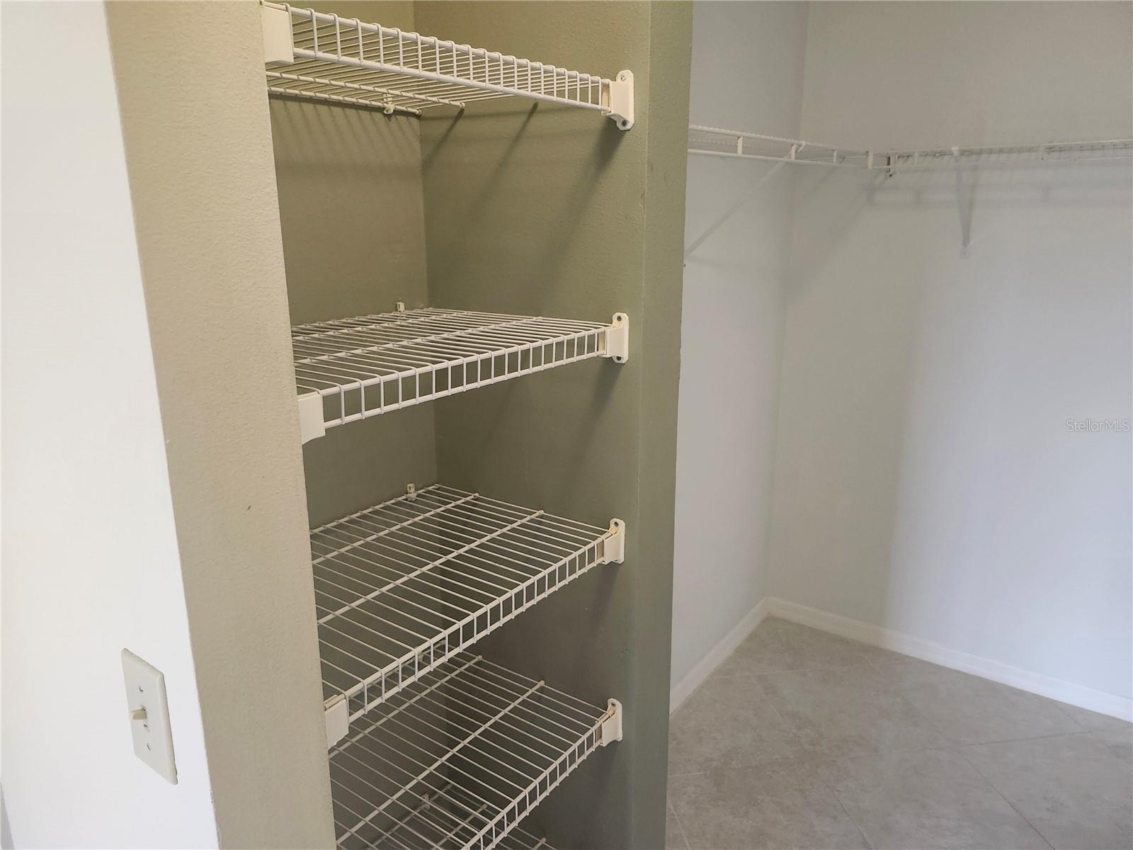 Listing photo id 30 for 12119 Sunny Glen Lane G2
