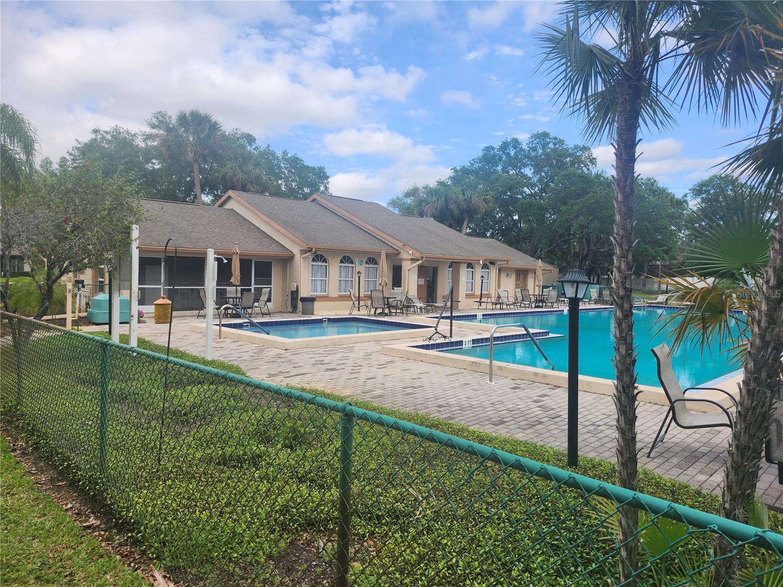 Listing photo id 47 for 12119 Sunny Glen Lane G2