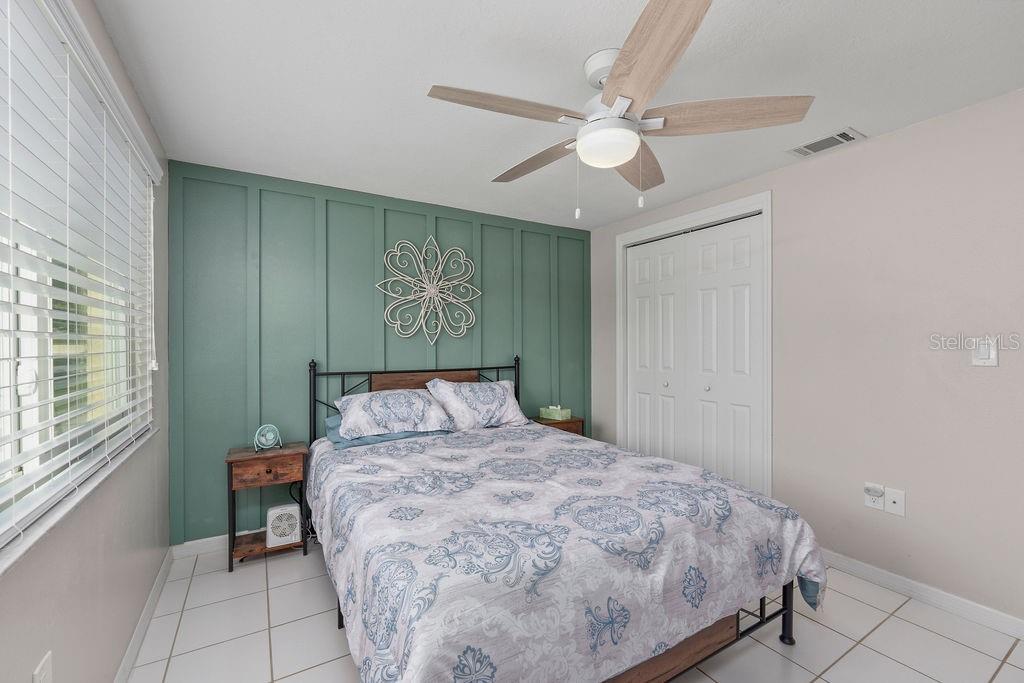 Image 33 of 49 For 8505 Lincolnshire Drive