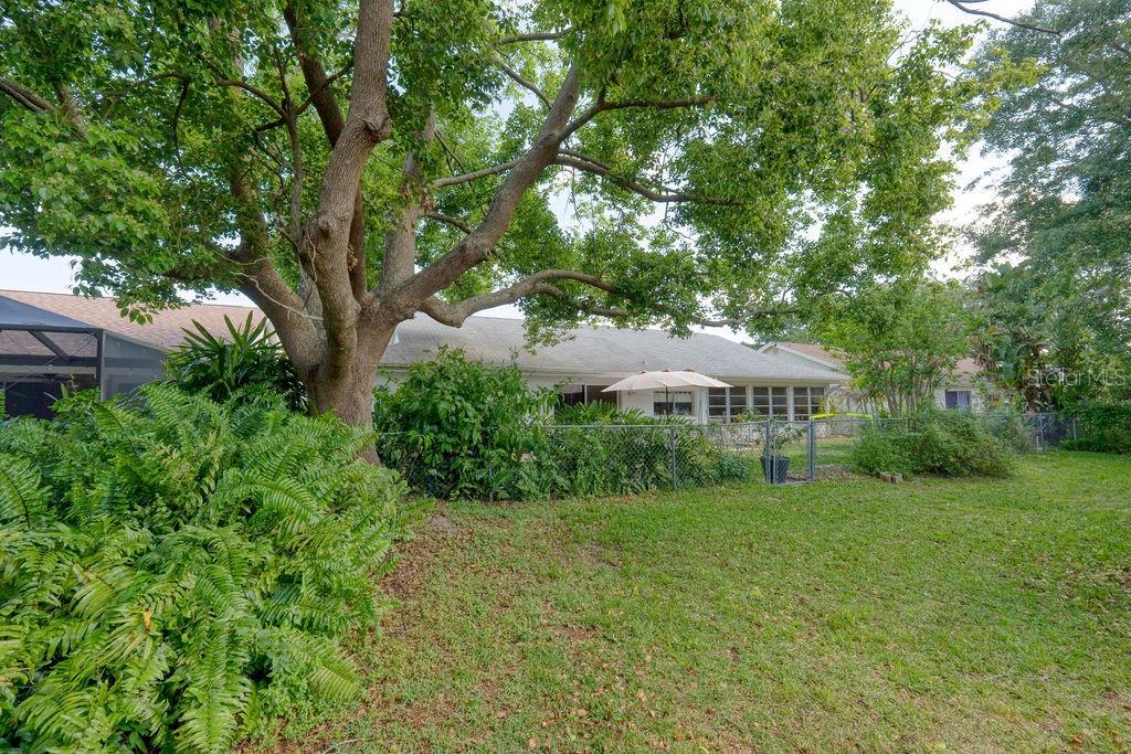Image 45 of 49 For 8505 Lincolnshire Drive