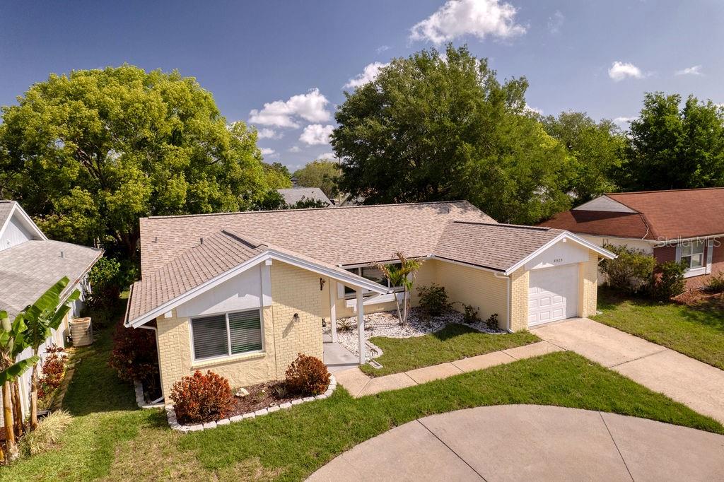 Image 6 of 49 For 8505 Lincolnshire Drive