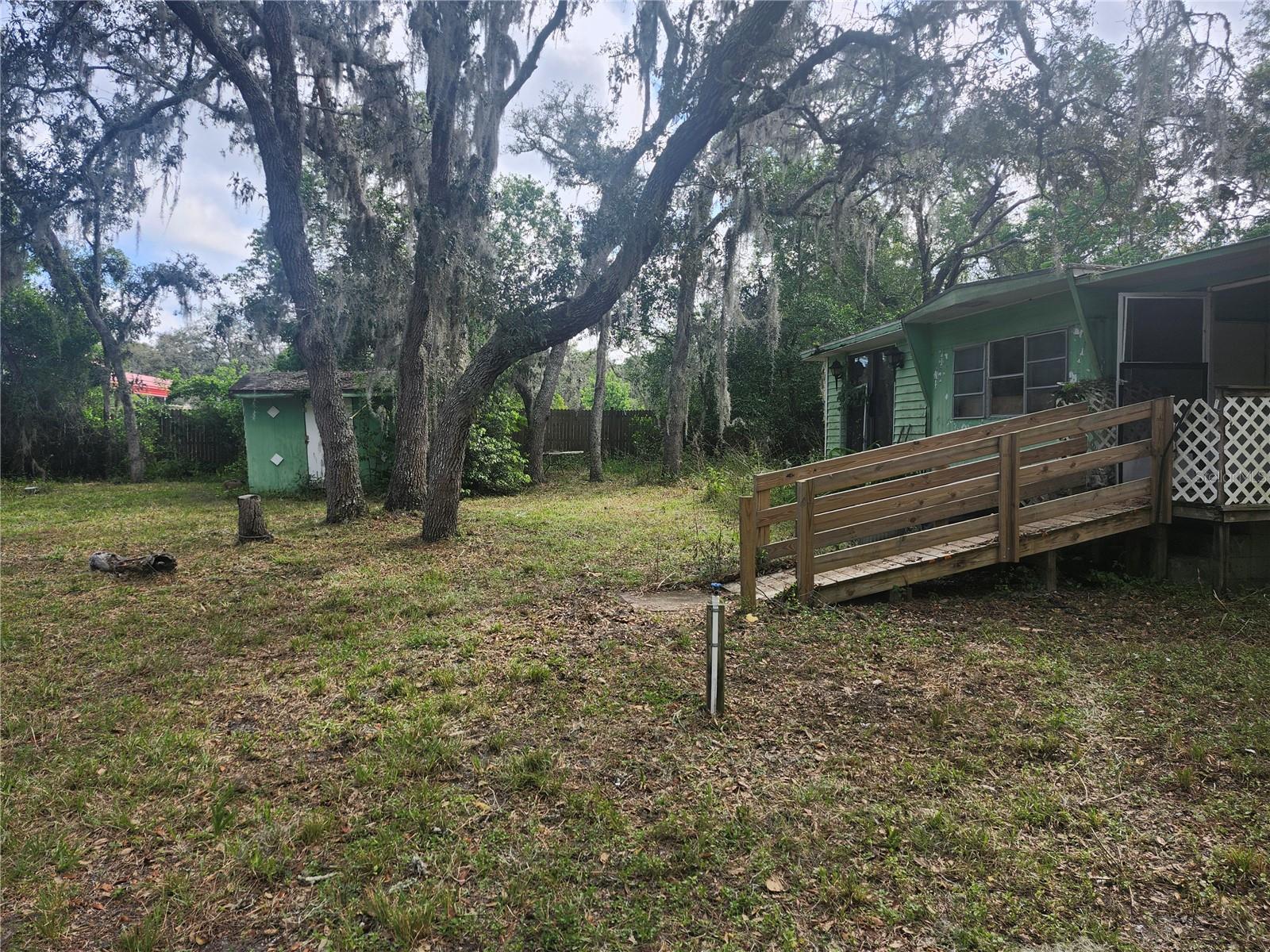 Listing photo id 25 for 13120 Davista Avenue