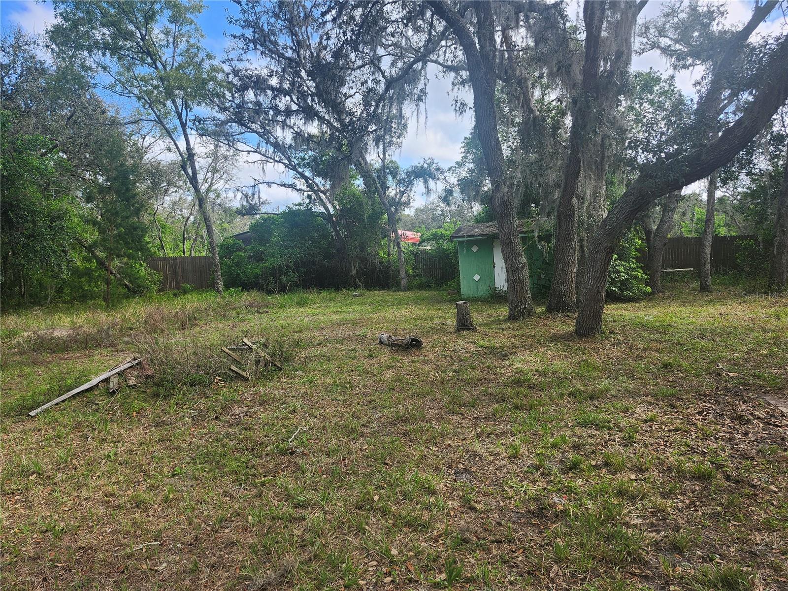 Listing photo id 26 for 13120 Davista Avenue