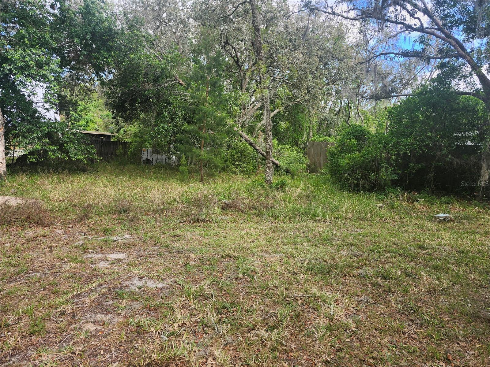 Listing photo id 30 for 13120 Davista Avenue