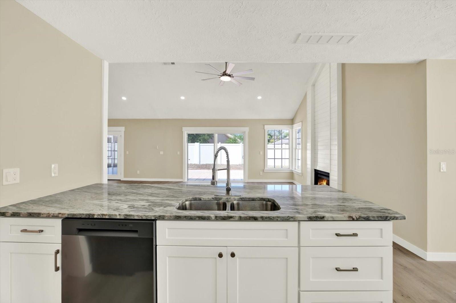 Image 10 of 50 For 10423 Ashley Oaks Drive