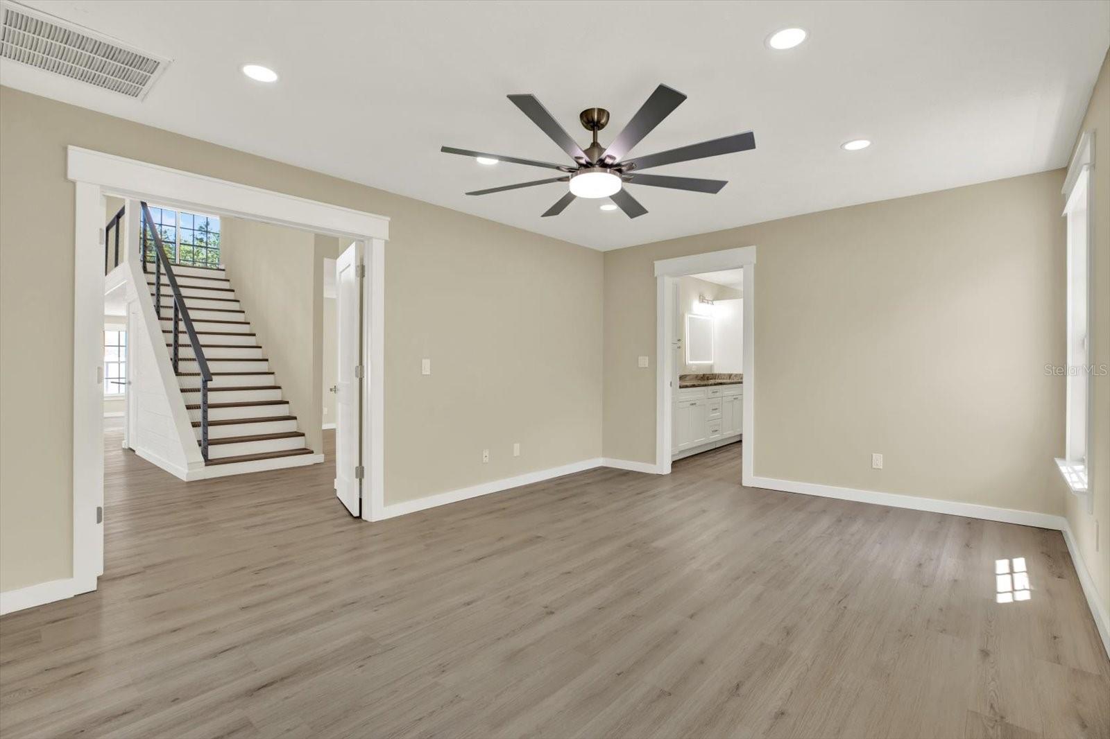 Image 20 of 50 For 10423 Ashley Oaks Drive