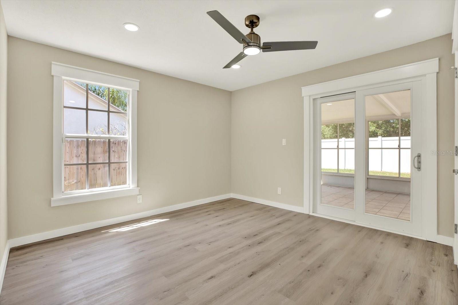 Image 24 of 50 For 10423 Ashley Oaks Drive