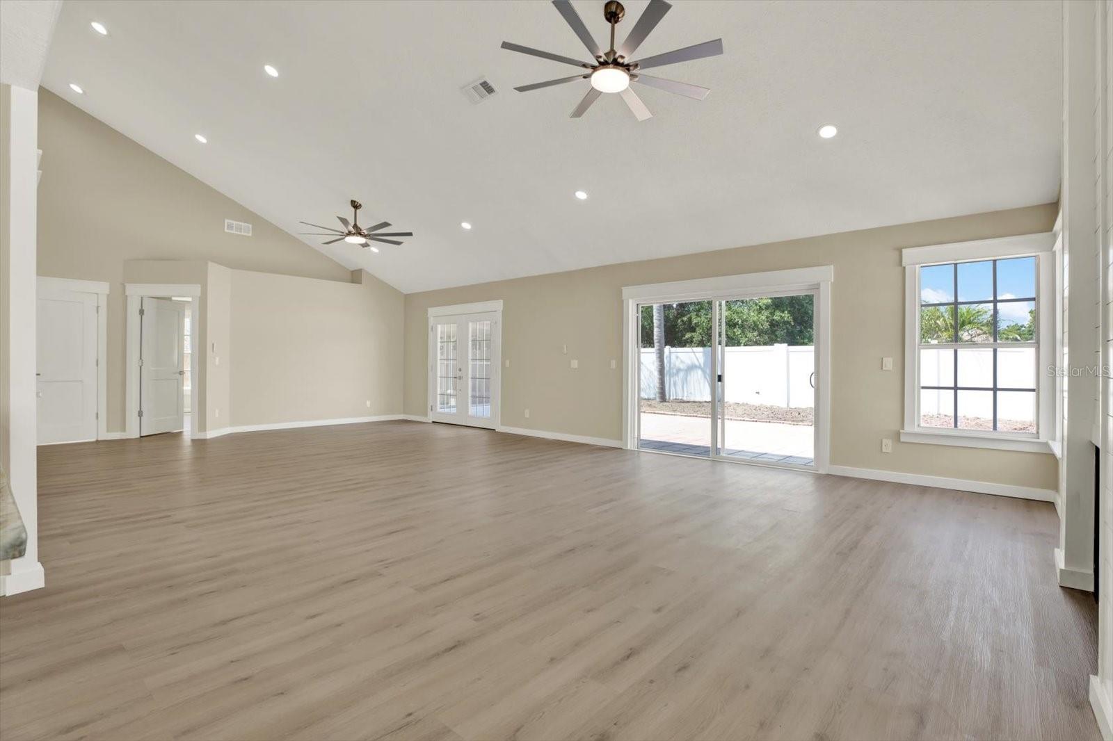 Image 3 of 50 For 10423 Ashley Oaks Drive