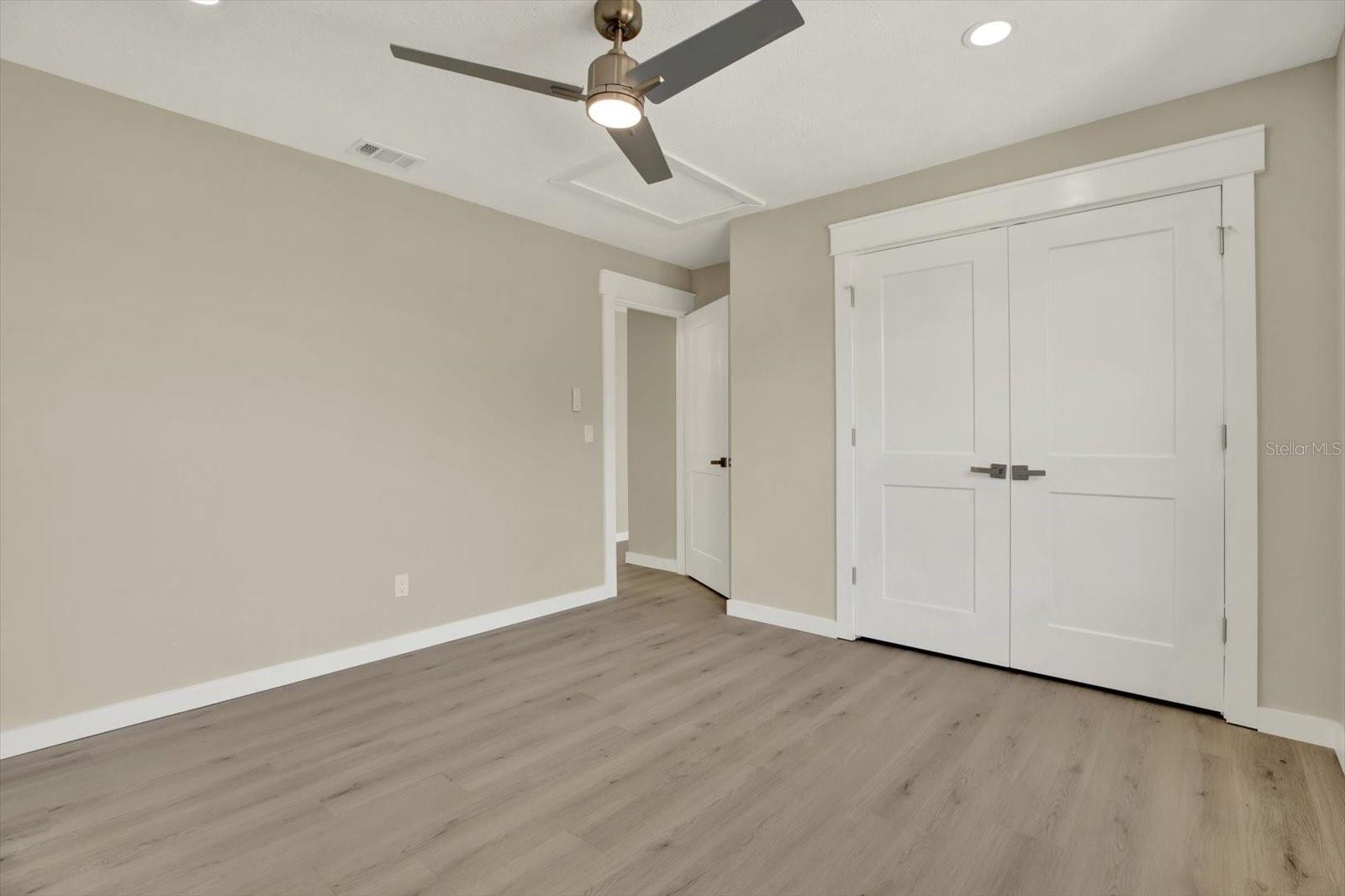 Image 36 of 50 For 10423 Ashley Oaks Drive
