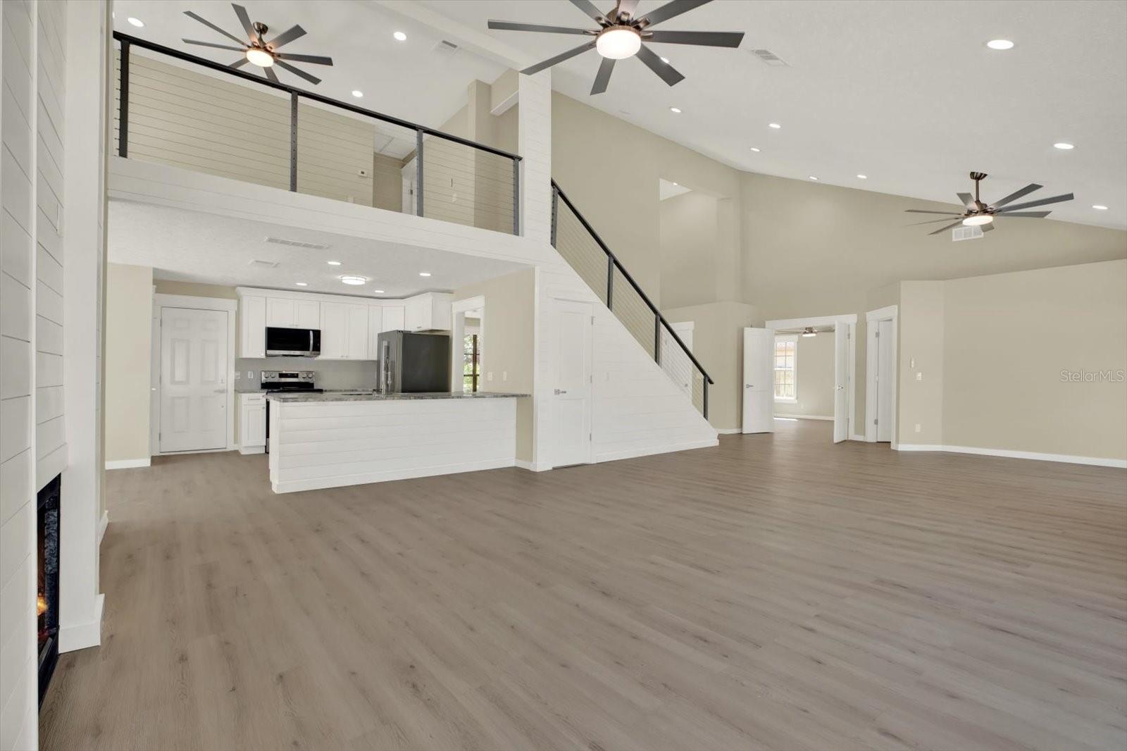 Image 5 of 50 For 10423 Ashley Oaks Drive