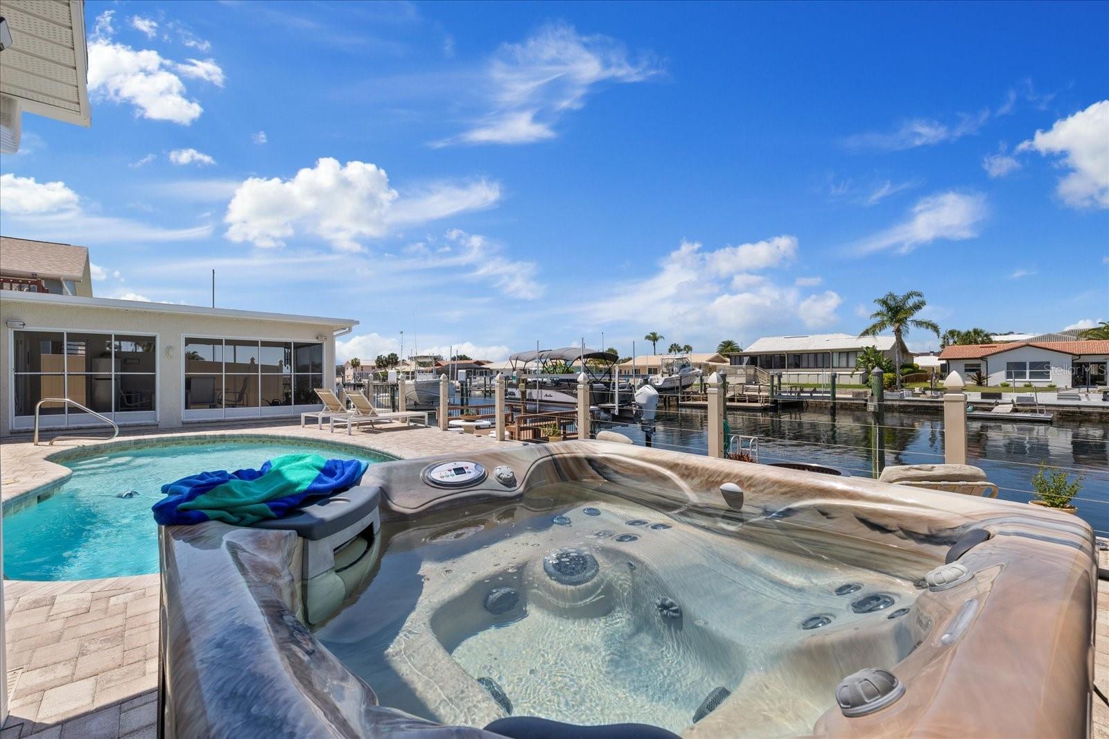 Listing photo id 39 for 5033 Cabrilla Court