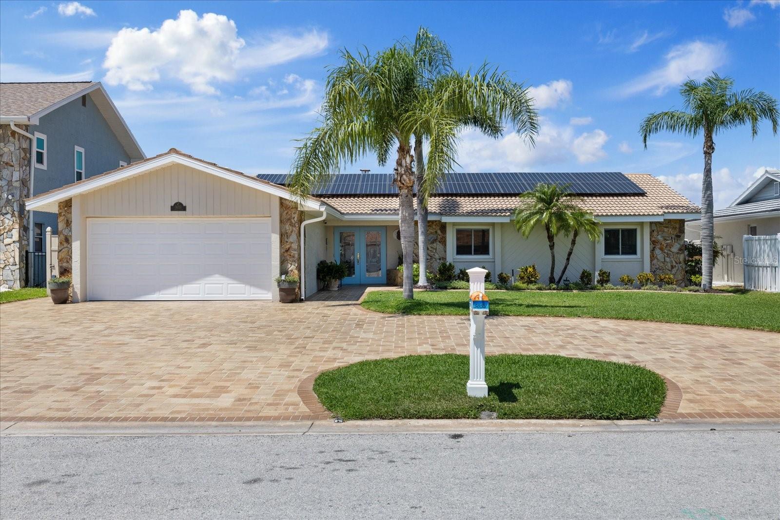 Listing photo id 45 for 5033 Cabrilla Court