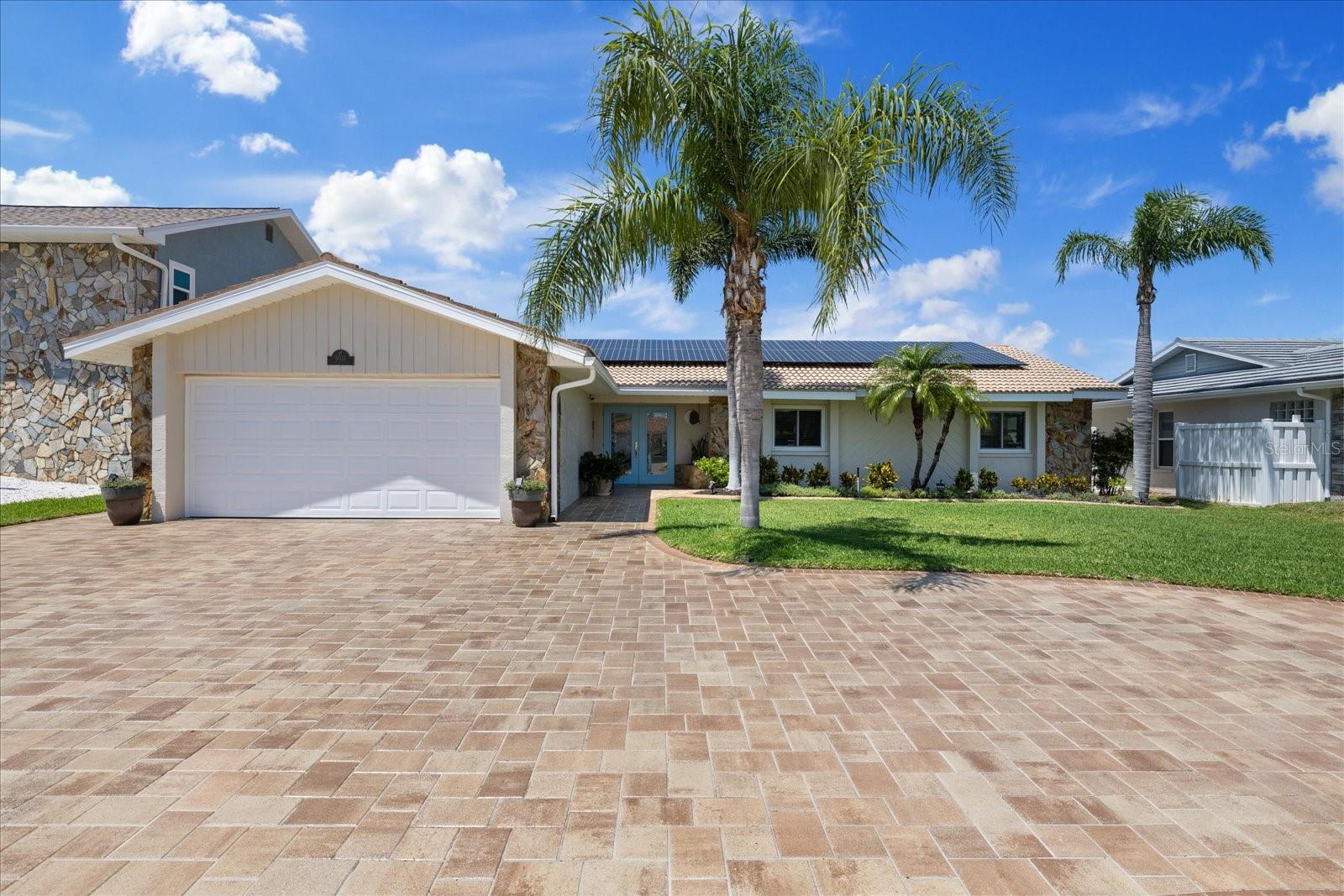 Listing photo id 46 for 5033 Cabrilla Court
