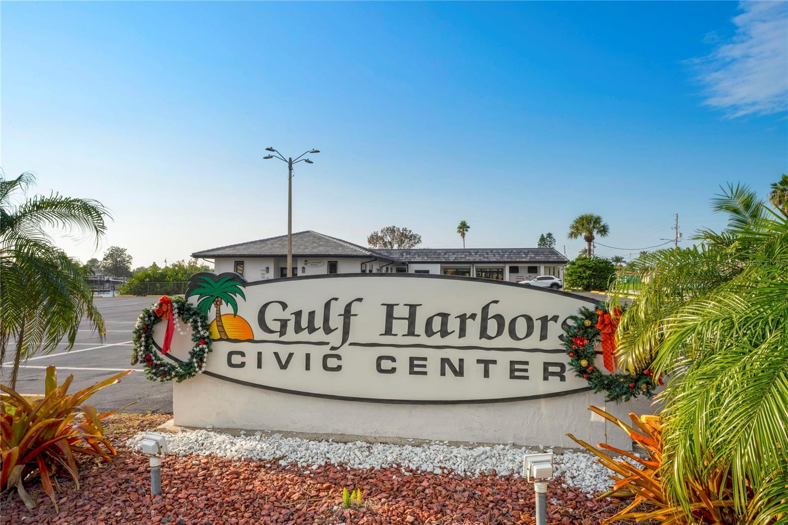Listing photo id 65 for 5033 Cabrilla Court