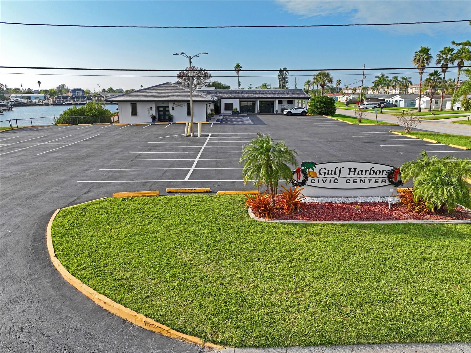 Listing photo id 73 for 5033 Cabrilla Court
