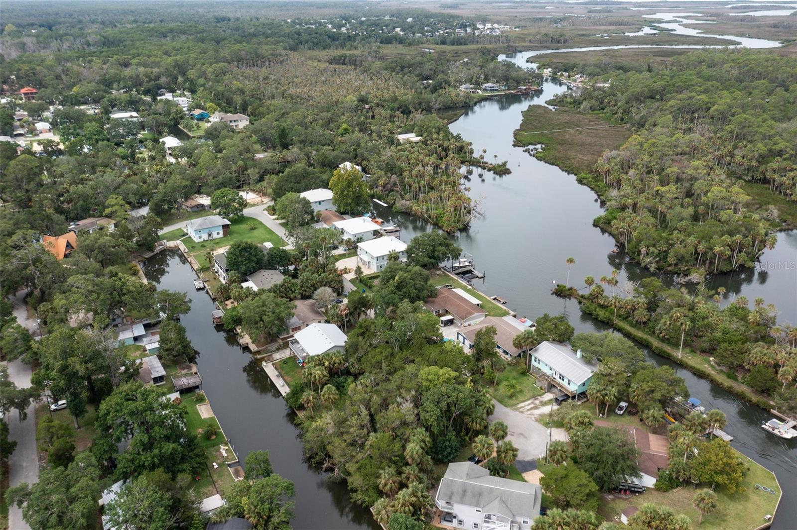 Listing photo id 30 for 0 River Point Drive