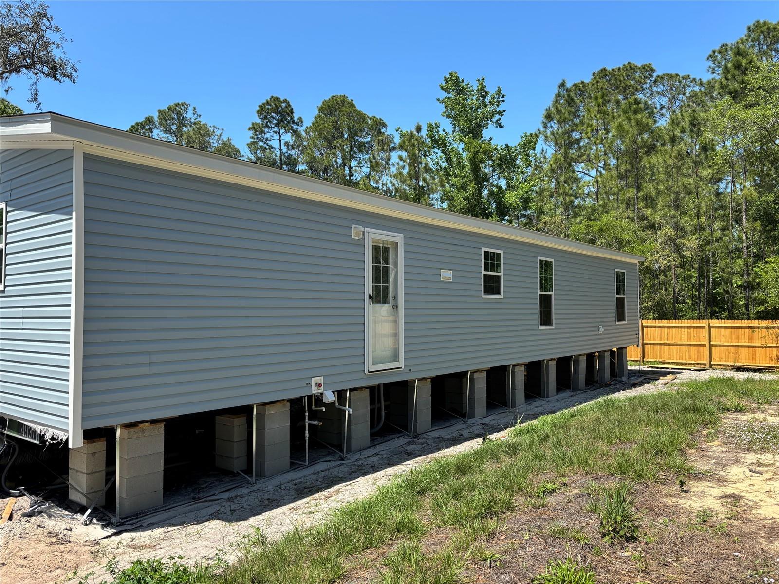 Image 9 of 23 For 11444 Lake Drive