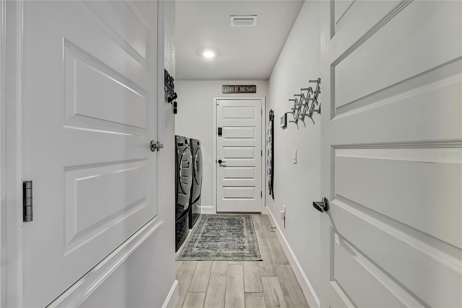 Image 47 of 62 For 12848 Hilary Street