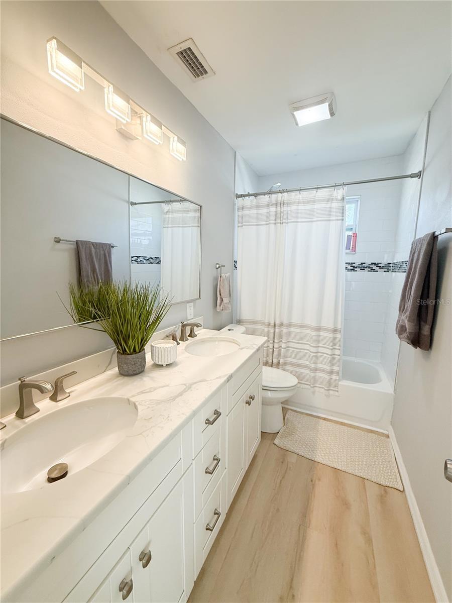 Image 5 of 15 For 175 133rd Avenue E
