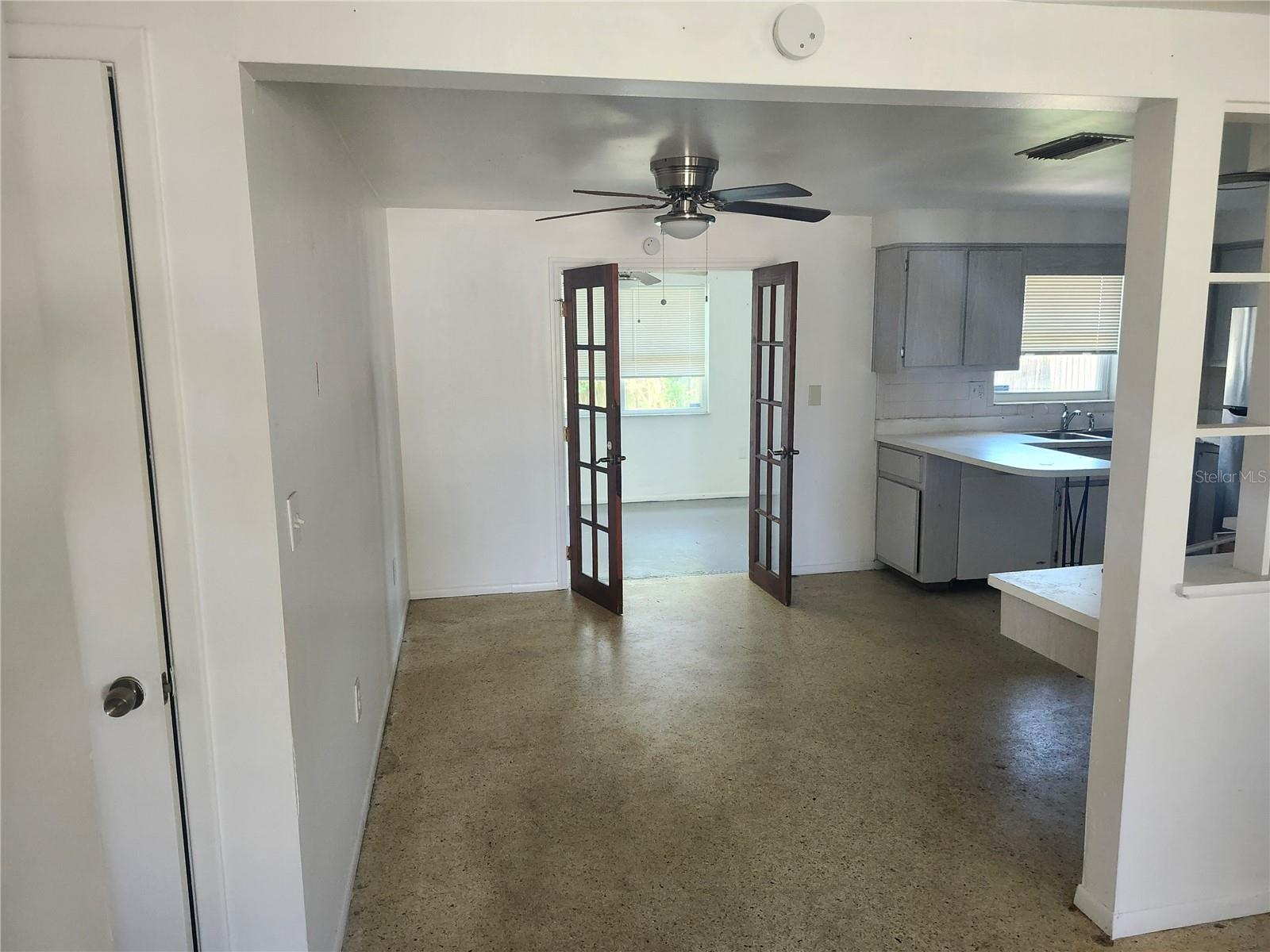 Listing photo id 10 for 1731 Dander Drive