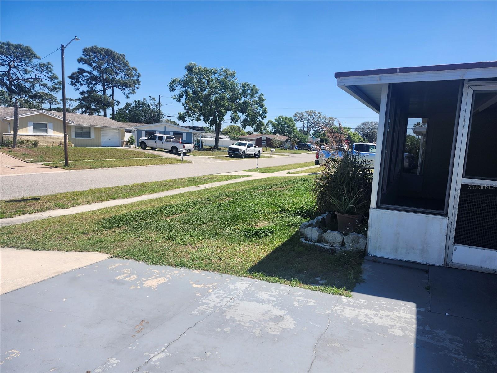 Listing photo id 25 for 1731 Dander Drive