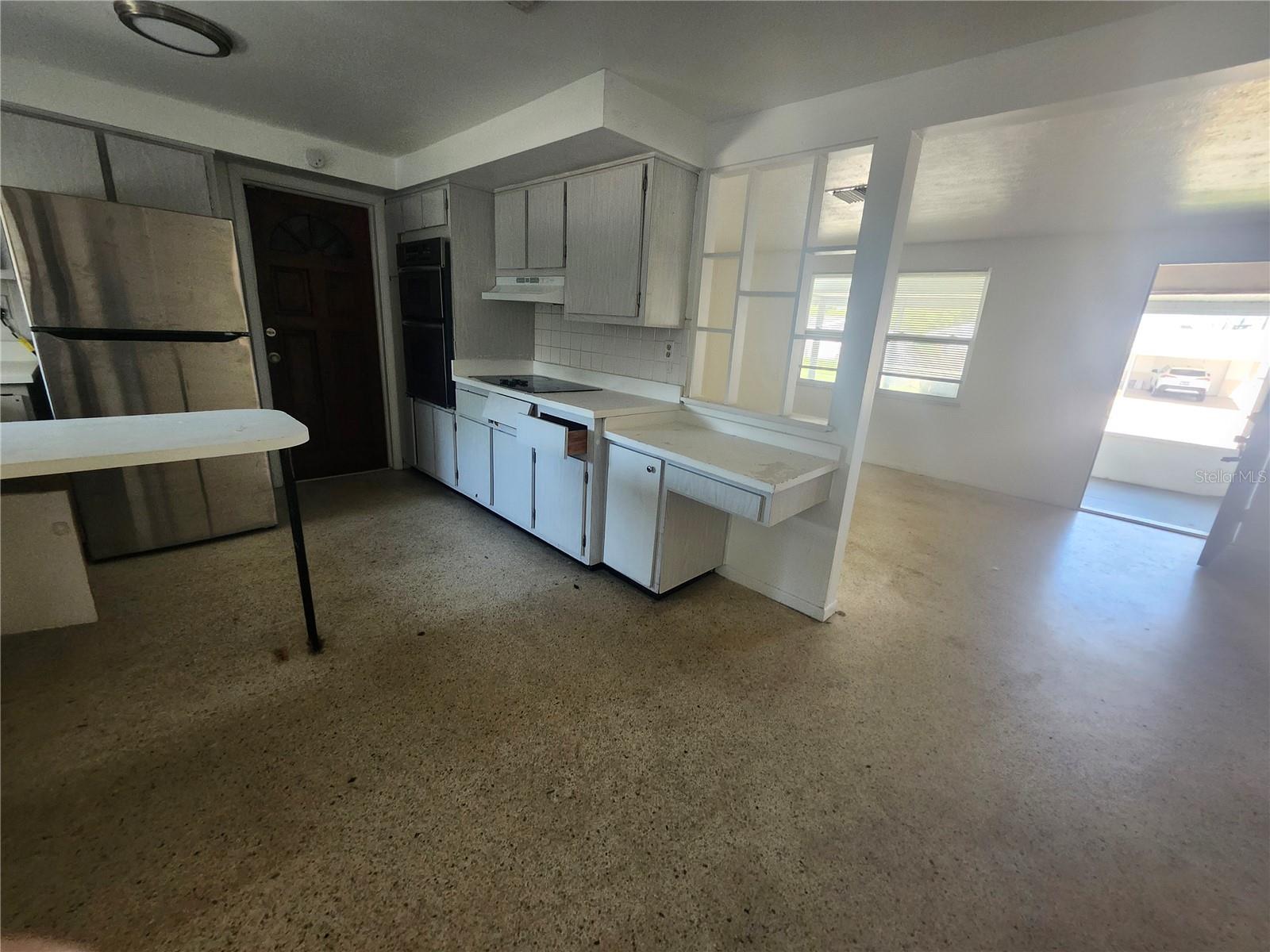 Listing photo id 1 for 1731 Dander Drive