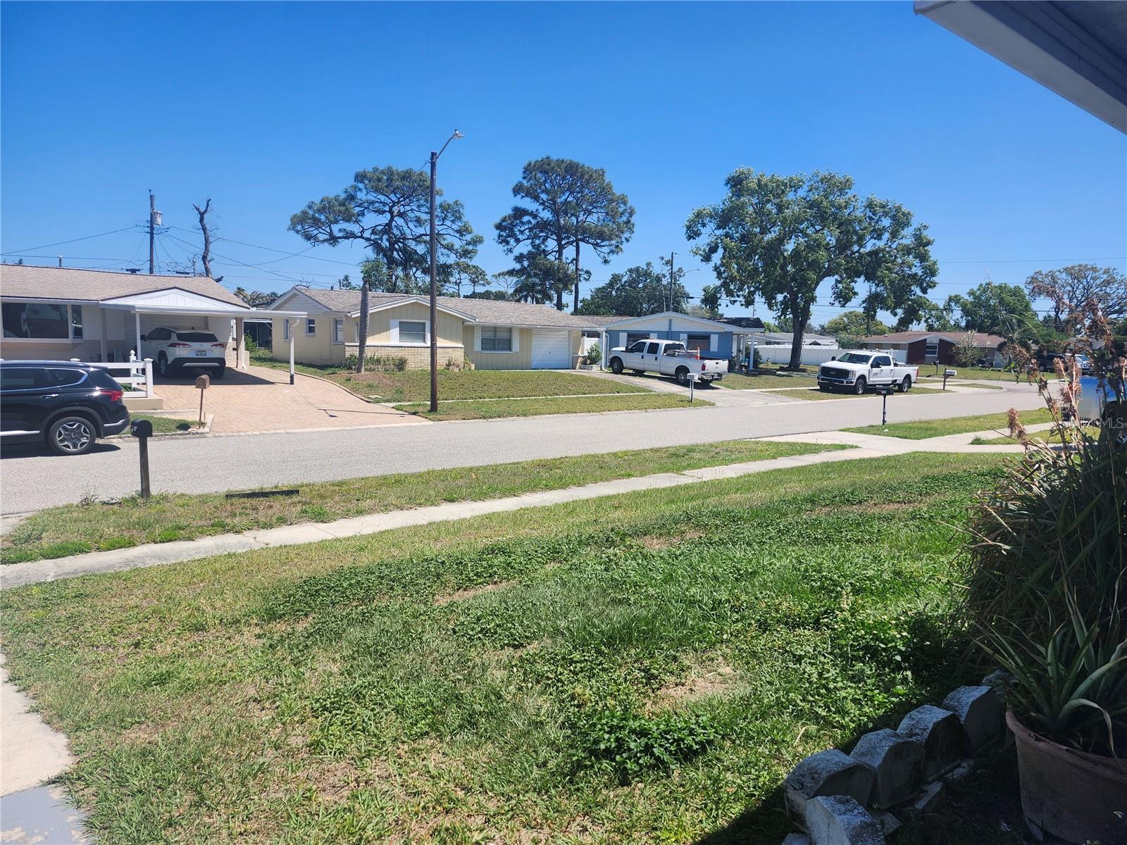 Listing photo id 29 for 1731 Dander Drive