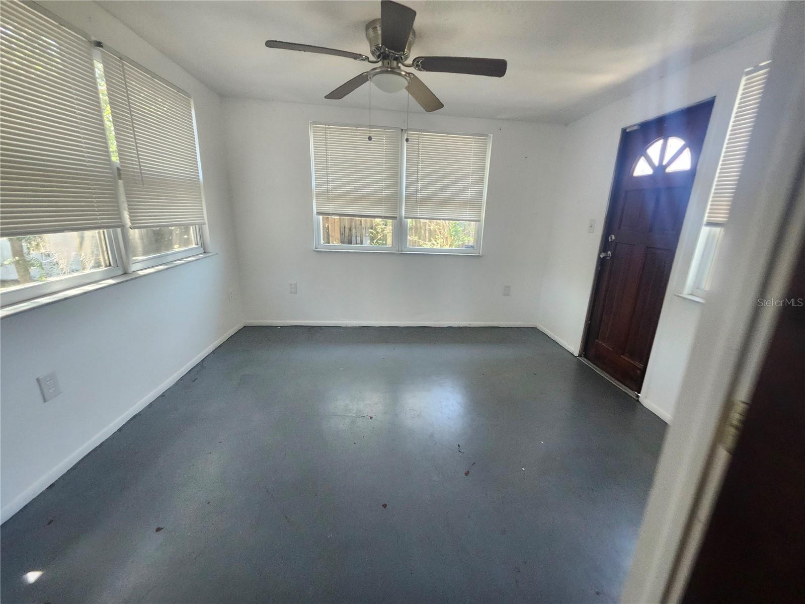 Listing photo id 33 for 1731 Dander Drive