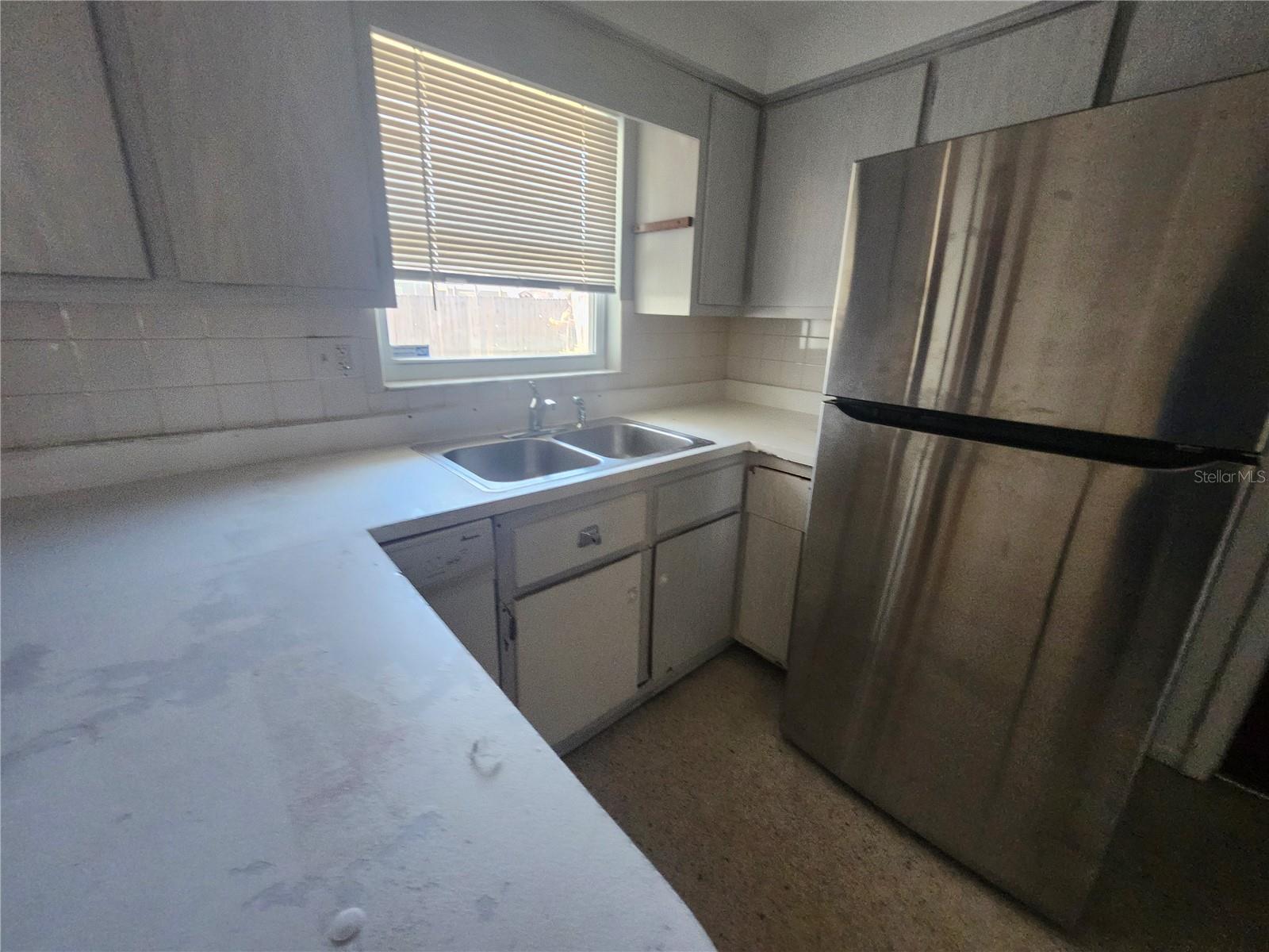 Listing photo id 4 for 1731 Dander Drive