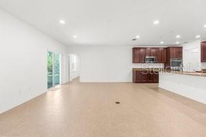 Image 10 of 40 For 1 Greenpark Boulevard