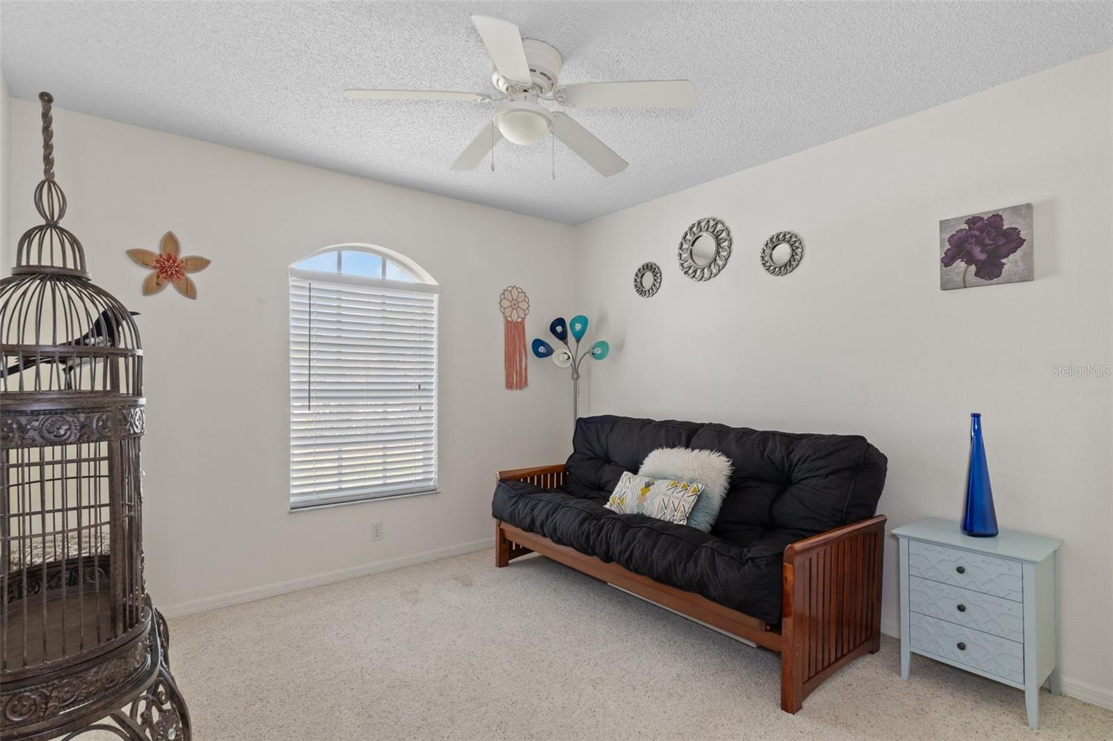 Listing photo id 27 for 3345 Carmen Avenue