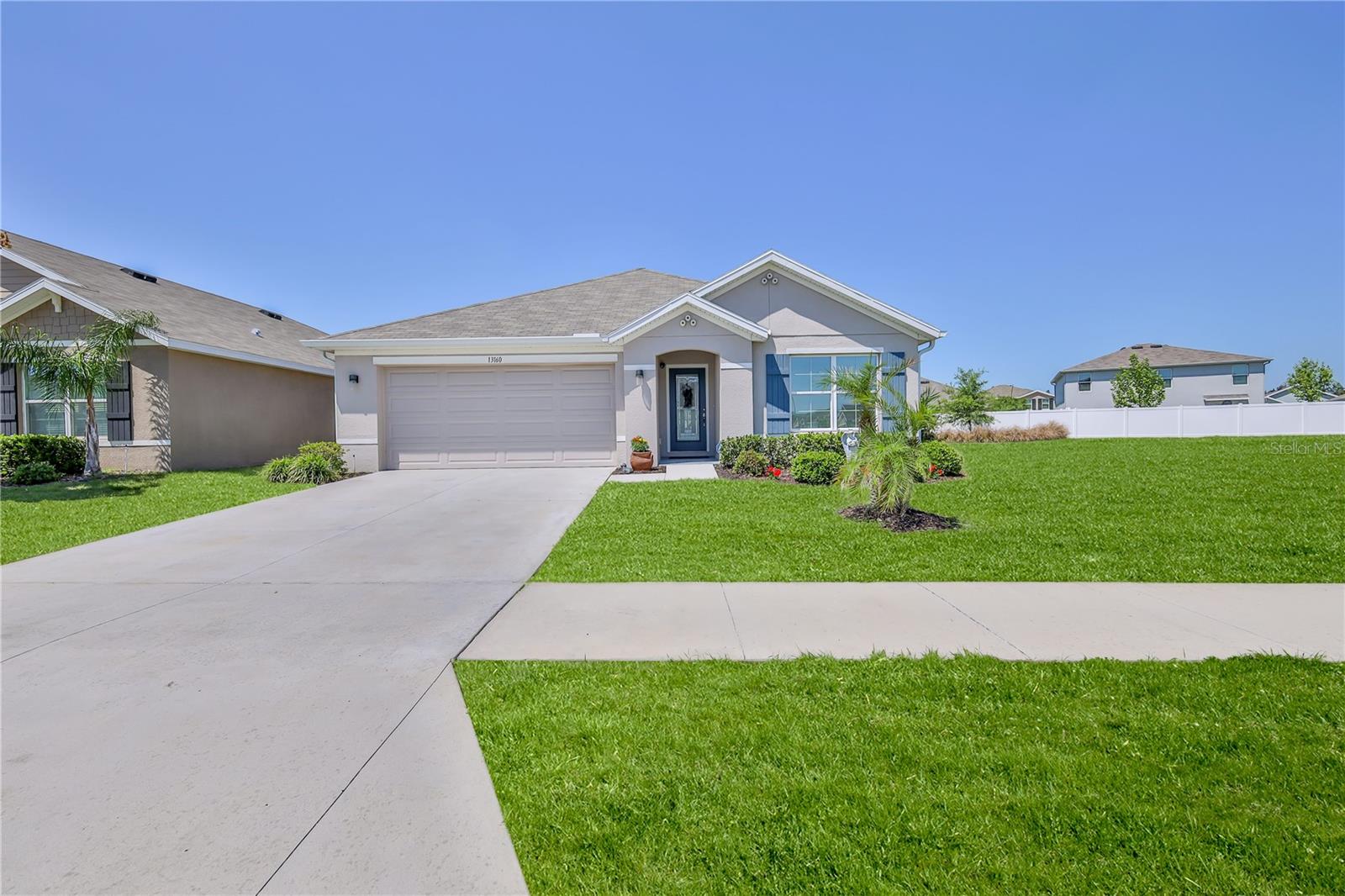 Image 3 of 52 For 13160 Golden Lime Avenue
