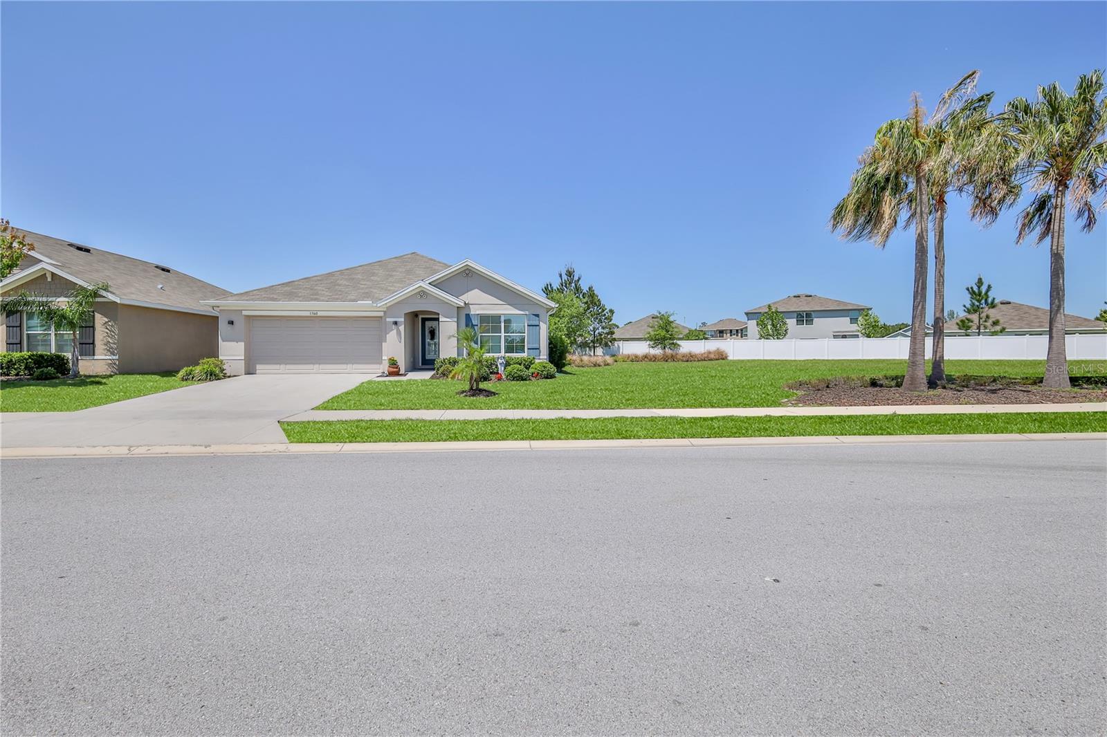 Image 6 of 52 For 13160 Golden Lime Avenue