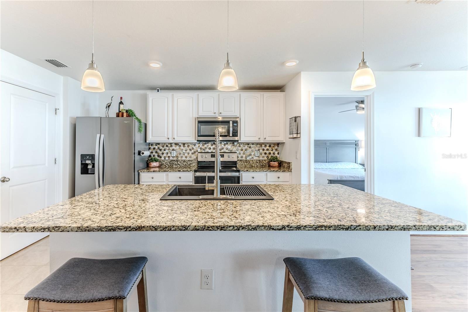Image 9 of 52 For 13160 Golden Lime Avenue