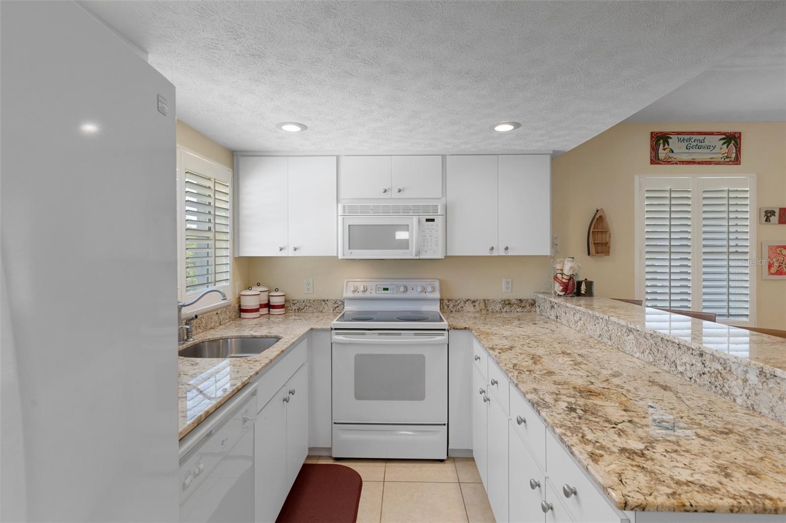 Image 13 of 51 For 11274 Cove Harbor Drive 11274