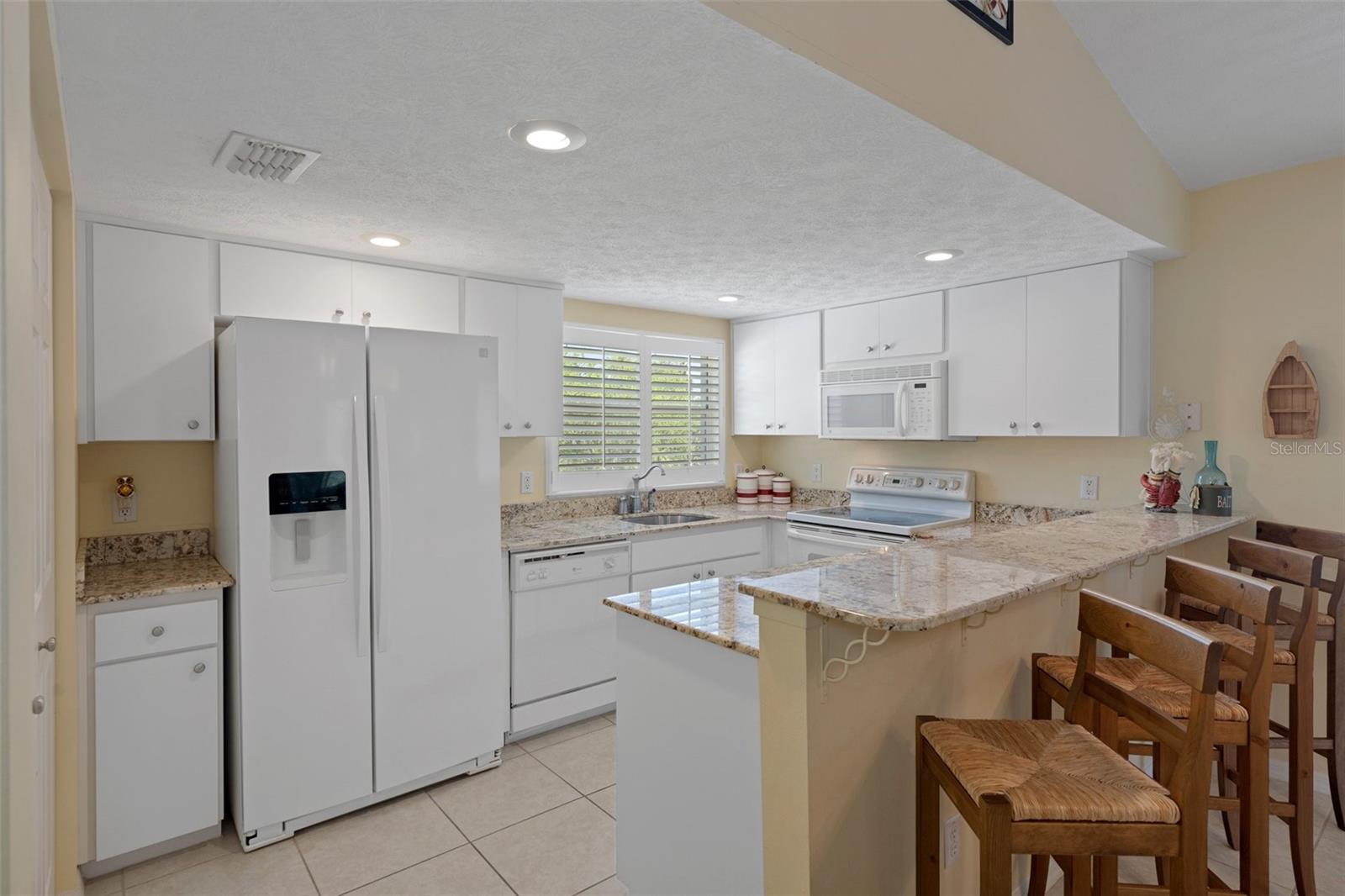 Image 14 of 51 For 11274 Cove Harbor Drive 11274