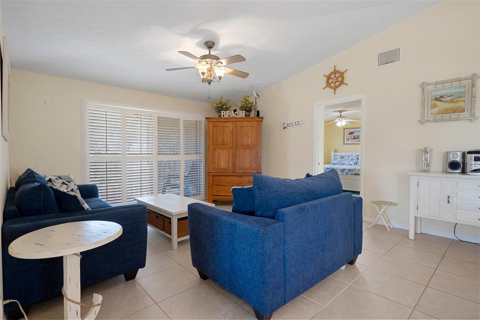 Image 24 of 51 For 11274 Cove Harbor Drive 11274