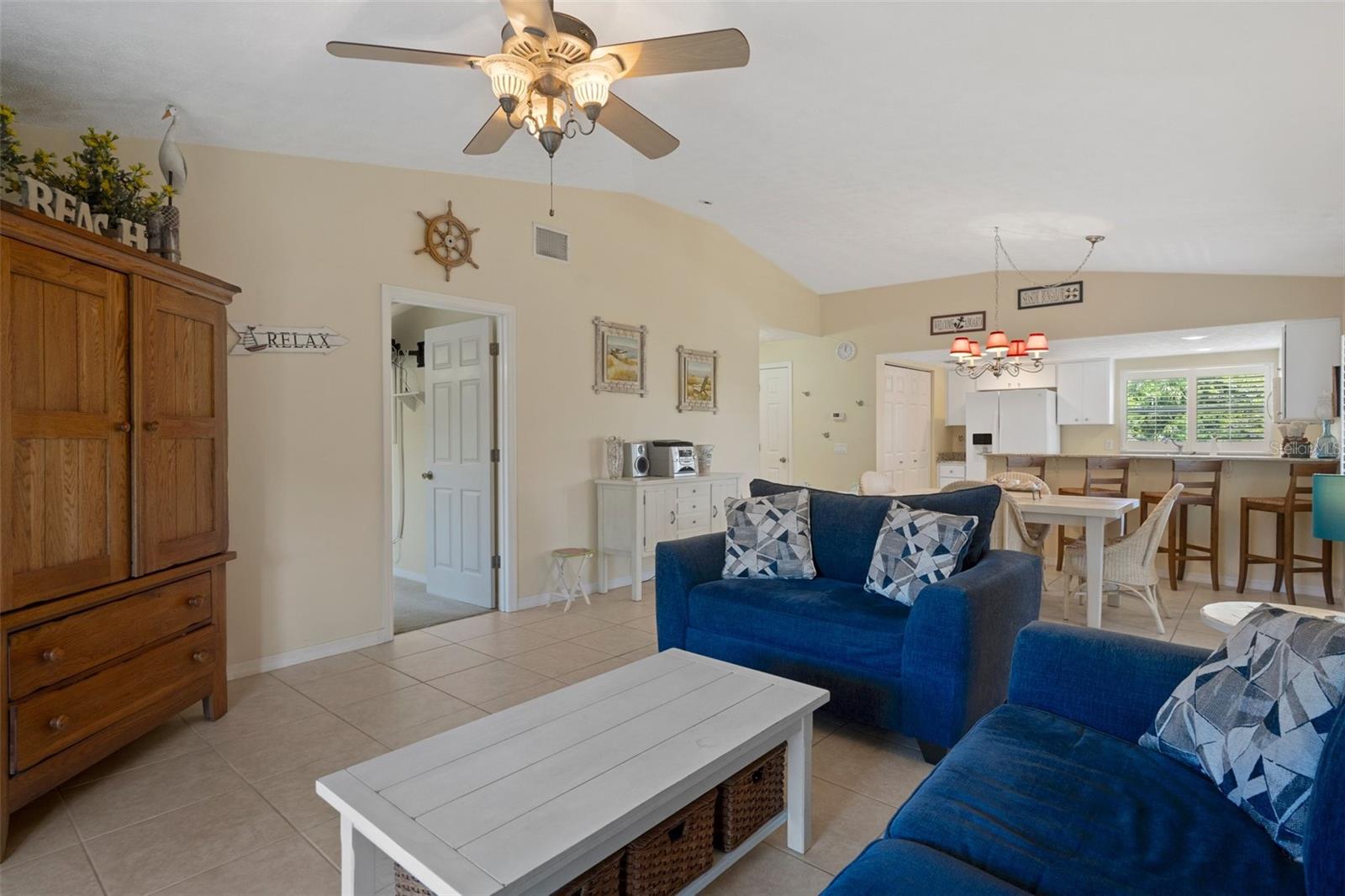 Image 26 of 51 For 11274 Cove Harbor Drive 11274
