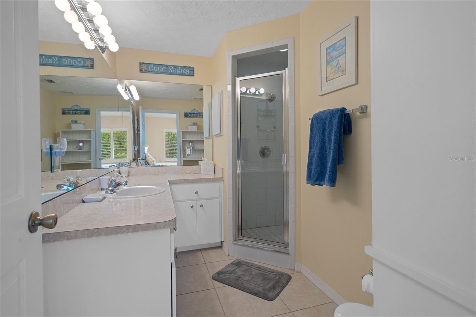 Image 31 of 51 For 11274 Cove Harbor Drive 11274