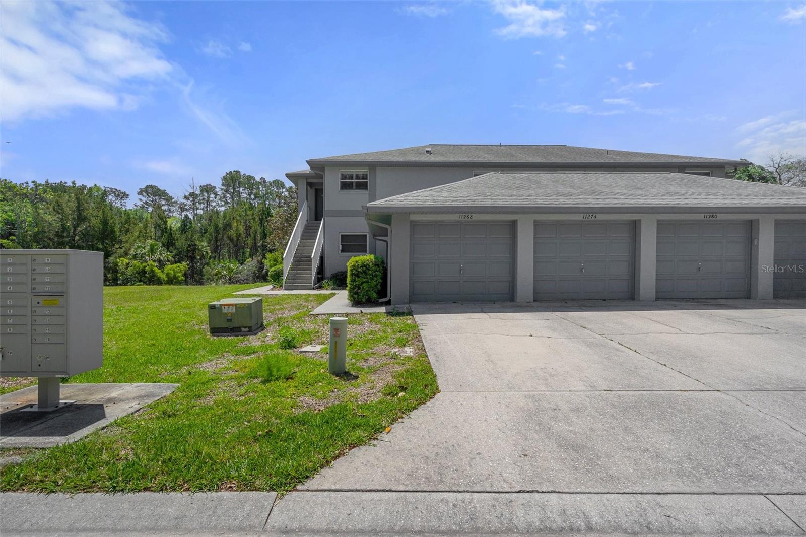 Image 37 of 51 For 11274 Cove Harbor Drive 11274