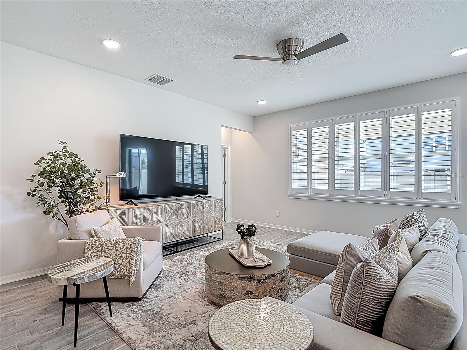Image 21 of 56 For 32544 Sapna Chime Drive