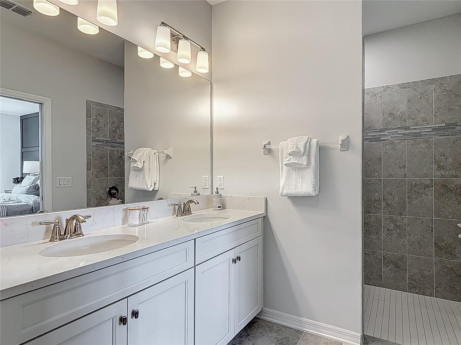 Image 43 of 56 For 32544 Sapna Chime Drive