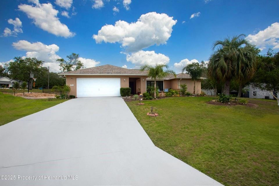 Details for 13100 Fish Cove Drive, SPRING HILL, FL 34609