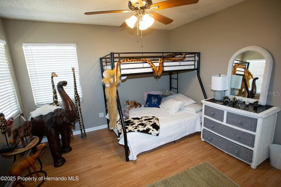 Image 28 of 43 For 13100 Fish Cove Drive