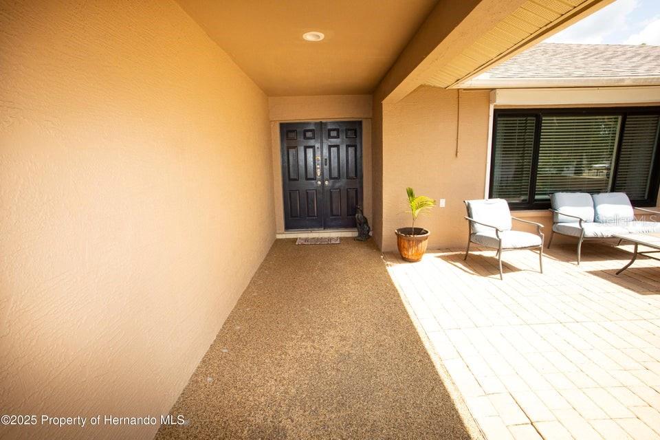 Image 8 of 43 For 13100 Fish Cove Drive