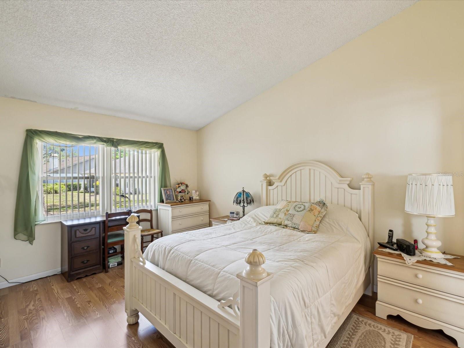 Image 20 of 77 For 11536 Golden Rain Drive