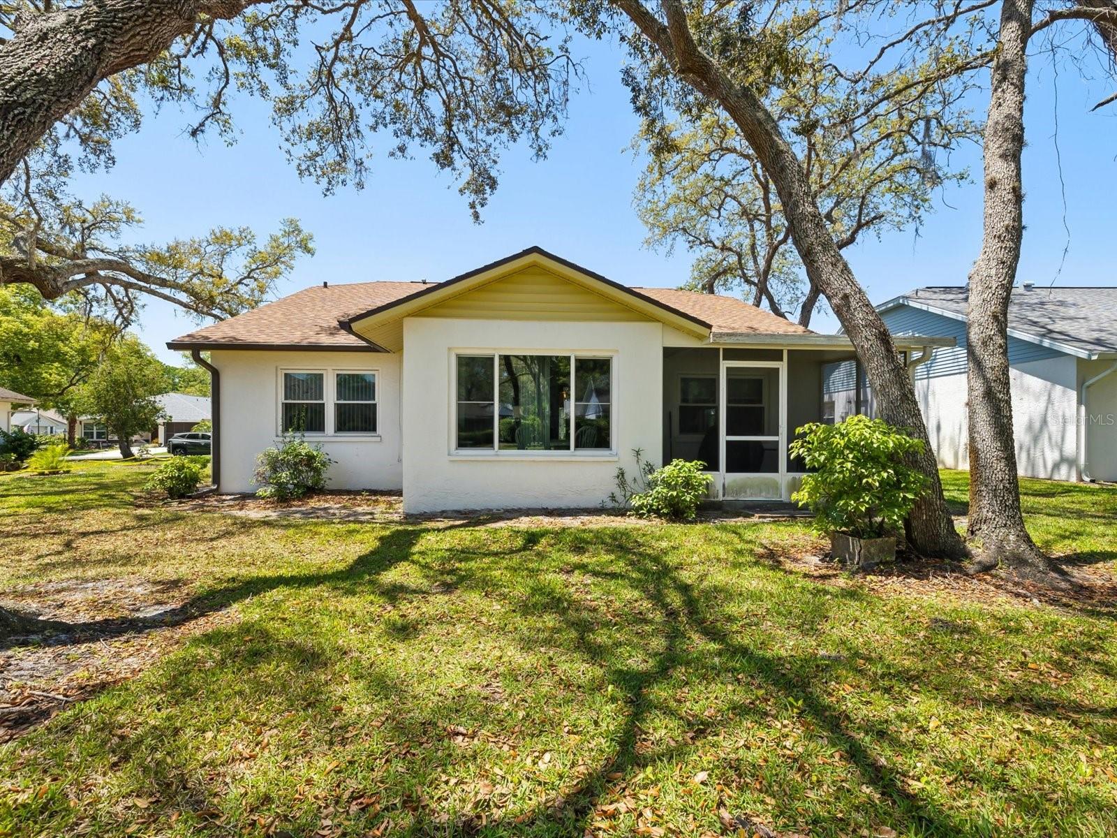 Image 31 of 77 For 11536 Golden Rain Drive