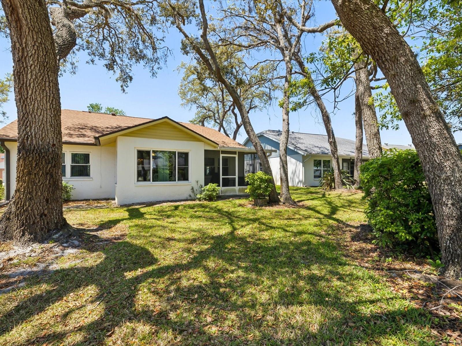 Image 33 of 77 For 11536 Golden Rain Drive