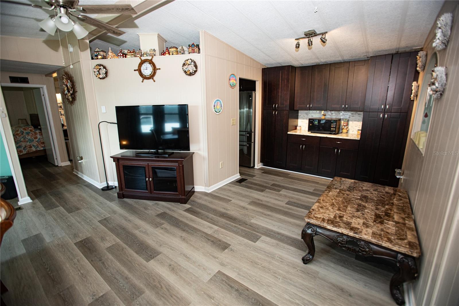 Image 22 of 62 For 7504 Country Club Drive