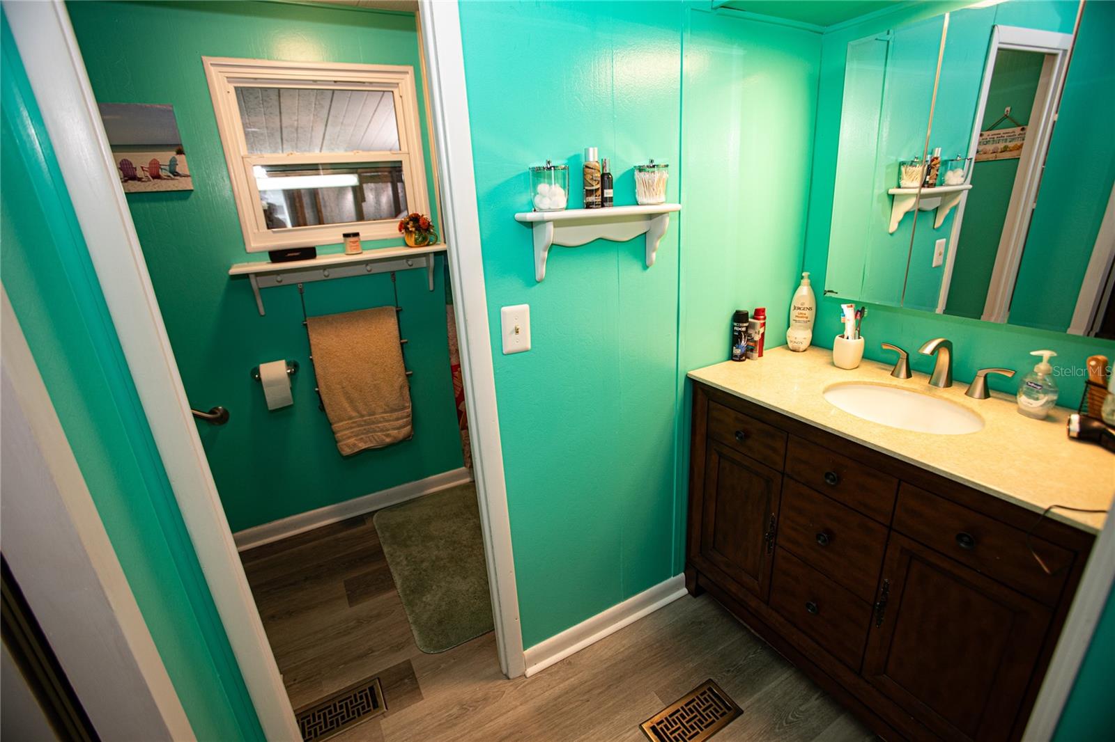 Image 43 of 62 For 7504 Country Club Drive